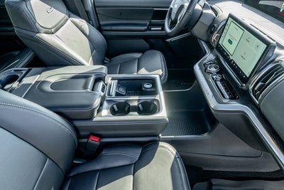 2026 Ford Expedition Platinum®