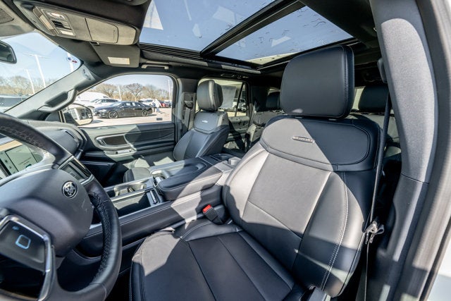 2026 Ford Expedition Platinum®