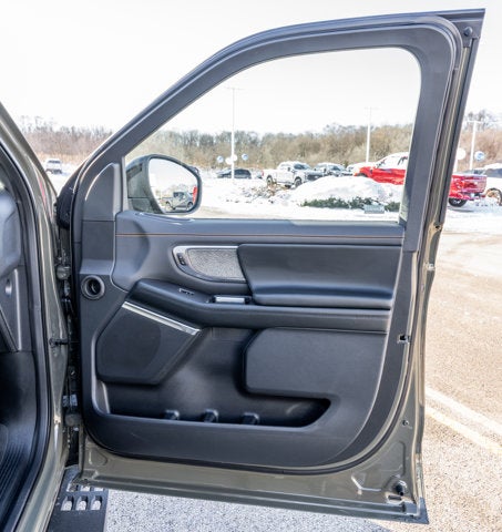 2025 Ford Expedition TREMOR®