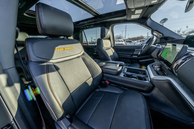 2025 Ford Expedition TREMOR®