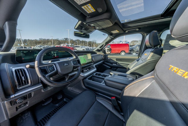 2025 Ford Expedition TREMOR®