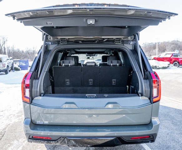 2025 Ford Expedition TREMOR®