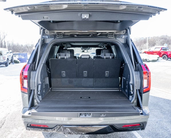 2025 Ford Expedition TREMOR®