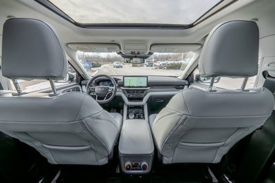 2026 Ford Explorer Platinum™