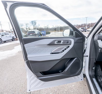 2026 Ford Explorer Platinum™