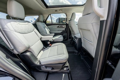 2026 Ford Explorer Platinum™