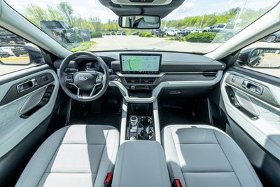 2026 Ford Explorer Platinum™