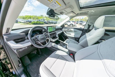 2026 Ford Explorer Platinum™