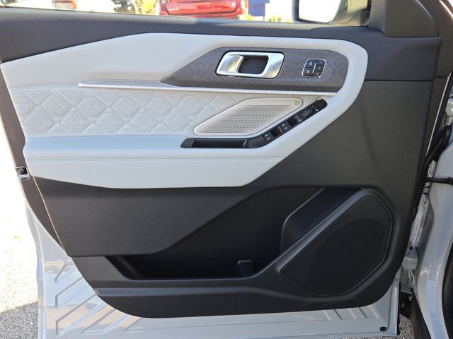 2027 Ford Explorer Platinum™
