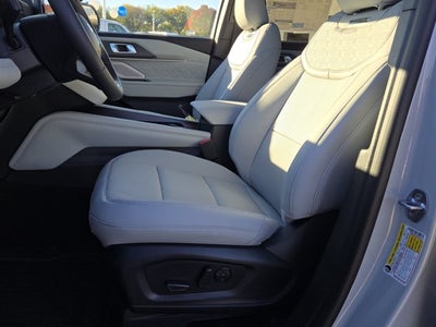 2027 Ford Explorer Platinum™