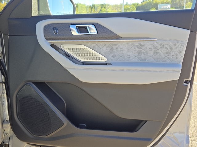 2027 Ford Explorer Platinum™