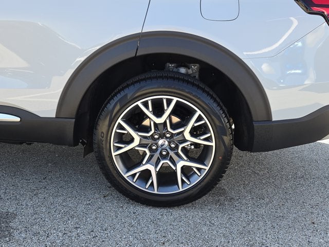 2027 Ford Explorer Platinum™