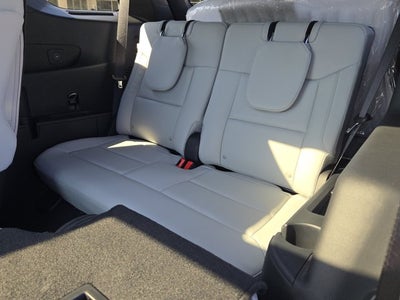2027 Ford Explorer Platinum™