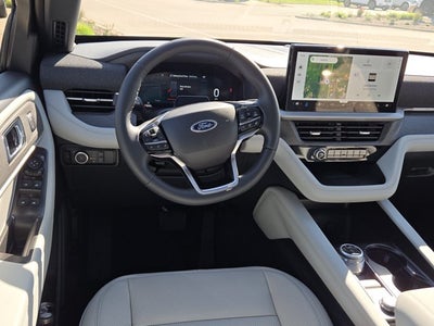 2027 Ford Explorer Platinum™