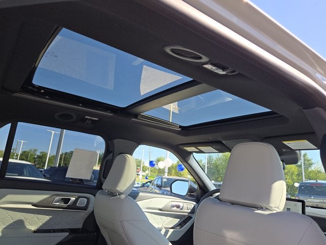 2027 Ford Explorer Platinum™