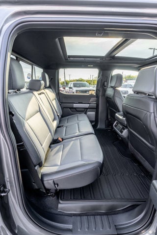 2025 Ford F-150 Lightning Lariat®