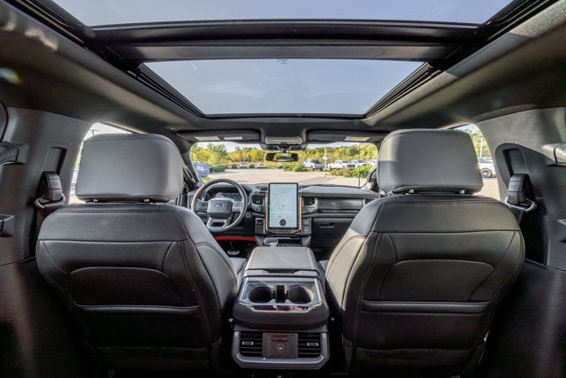 2025 Ford F-150 Lightning Lariat®