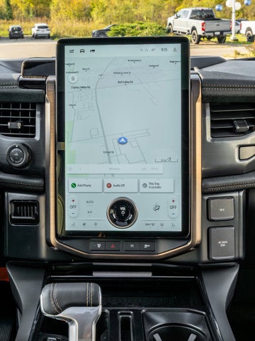 2025 Ford F-150 Lightning Lariat®