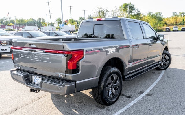 2025 Ford F-150 Lightning Lariat®