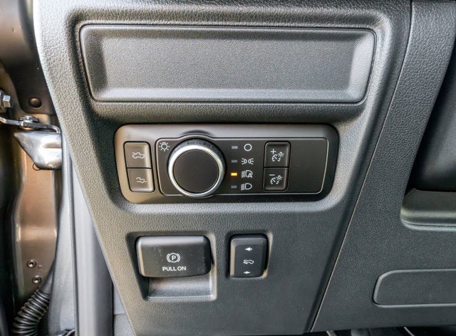 2025 Ford F-150 Lightning Lariat®