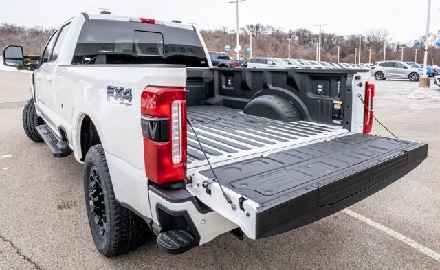 2026 Ford Super Duty F-250® Lariat®