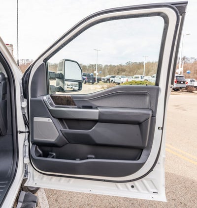 2026 Ford Super Duty F-250® Lariat®