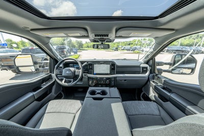 2026 Ford Super Duty F-350® XLT