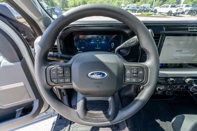 2026 Ford Super Duty F-350® XLT