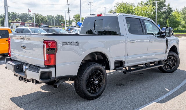 2026 Ford Super Duty F-350® XLT