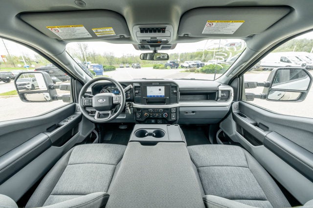 2026 Ford Super Duty F-350 SRW XL