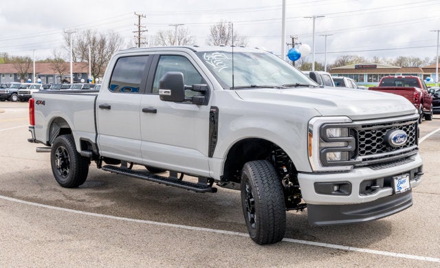 2026 Ford Super Duty F-350 SRW XL