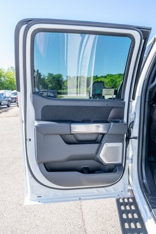 2026 Ford Super Duty F-350® Platinum®