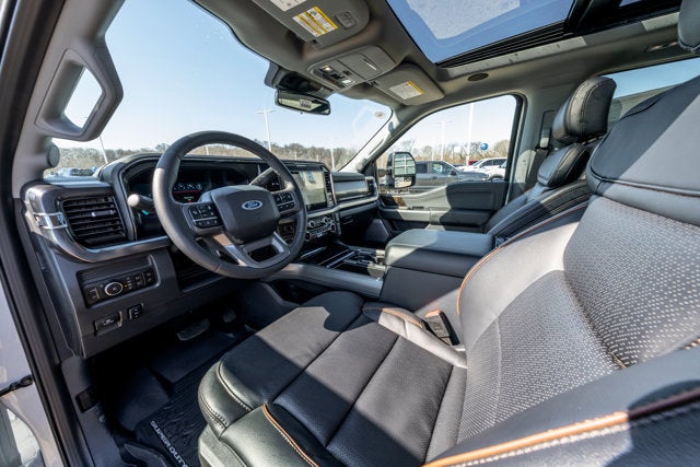 2026 Ford Super Duty F-350® Lariat®