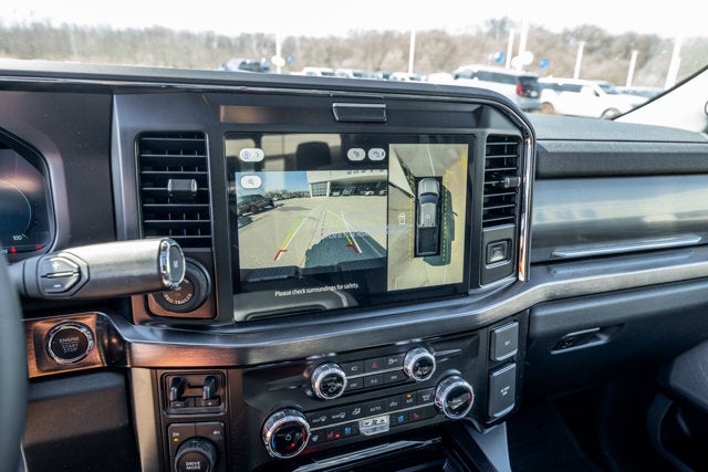 2026 Ford Super Duty F-350® Lariat®