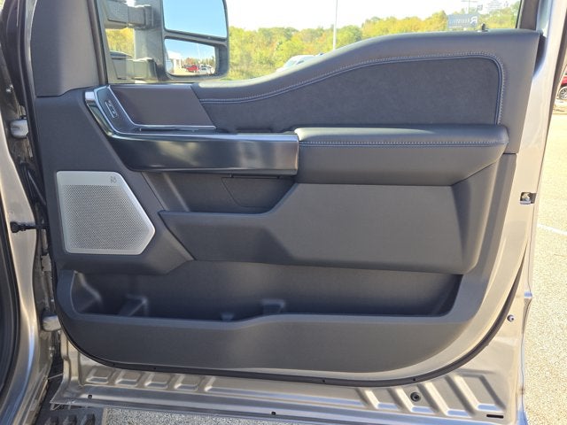 2027 Ford Super Duty F-350® Platinum®
