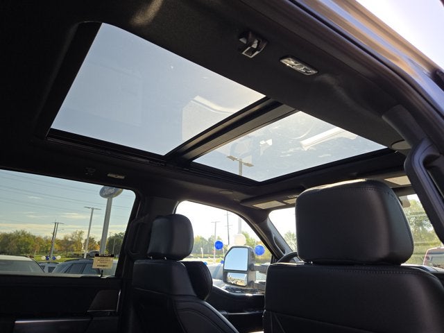 2027 Ford Super Duty F-350® Platinum®