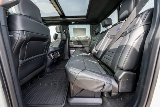 2026 Ford Super Duty F-350® Platinum®