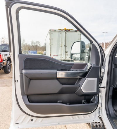 2026 Ford Super Duty F-350® Platinum®