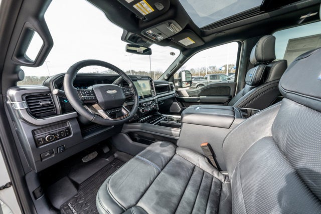 2026 Ford Super Duty F-350® Platinum®