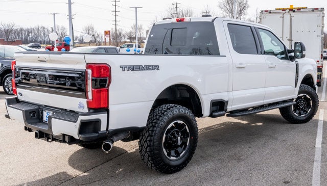 2026 Ford Super Duty F-350® Platinum®