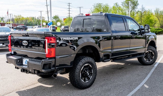 2026 Ford Super Duty F-350® XLT