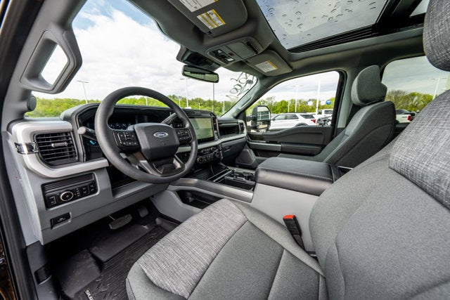 2026 Ford Super Duty F-350® XLT