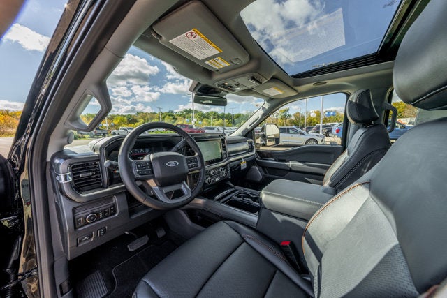 2026 Ford Super Duty F-350® Lariat®