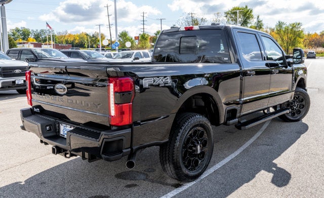 2026 Ford Super Duty F-350® Lariat®