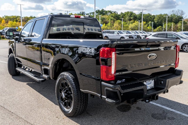 2026 Ford Super Duty F-350® Lariat®