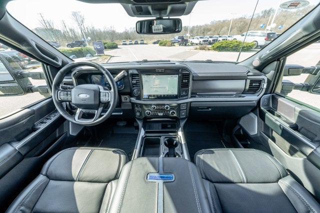 2026 Ford Super Duty F-350® Platinum®