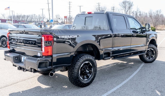 2026 Ford Super Duty F-350® Platinum®