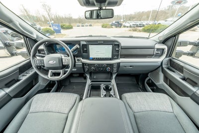 2026 Ford Super Duty F-350® XLT