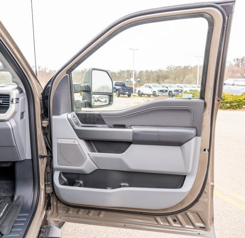 2026 Ford Super Duty F-350® XLT