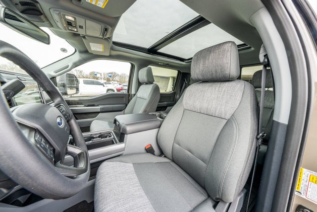 2026 Ford Super Duty F-350® XLT